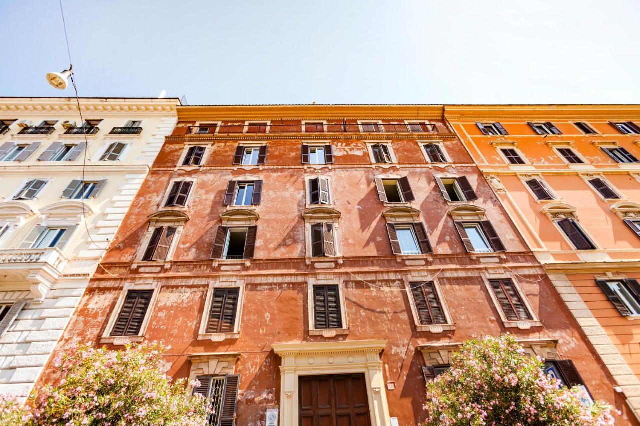 Stop Colosseo Рим Екстериор снимка